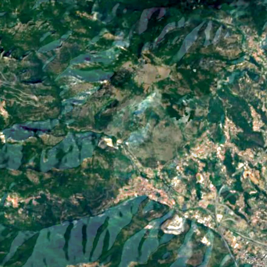 Le sol au-dessus de Grottes de Toirano (Sentinel-2)