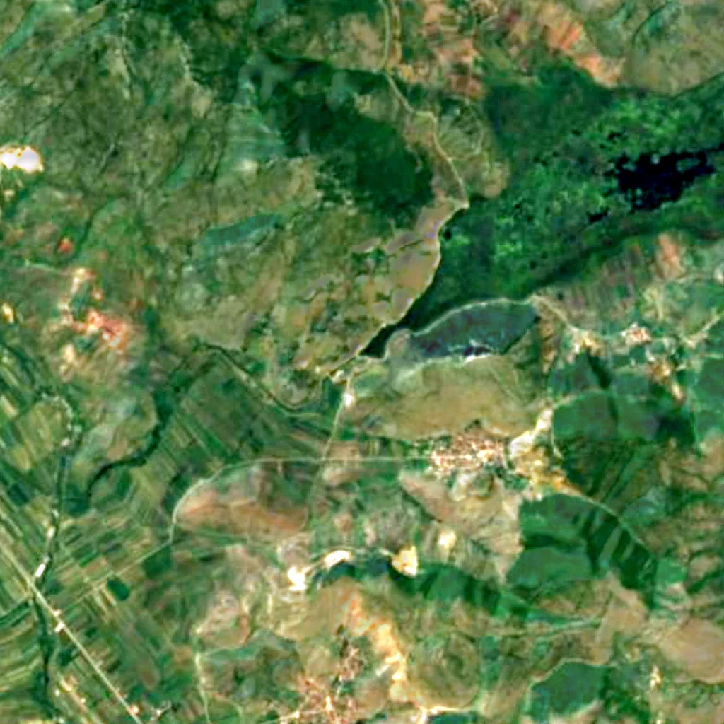 El suelo sobre Treni Cave (Sentinel-2)
