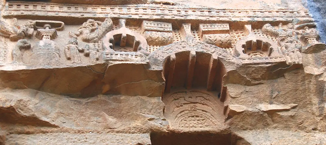 Tulja Caves Detailed carvings ( Pratik Butte Patil )
