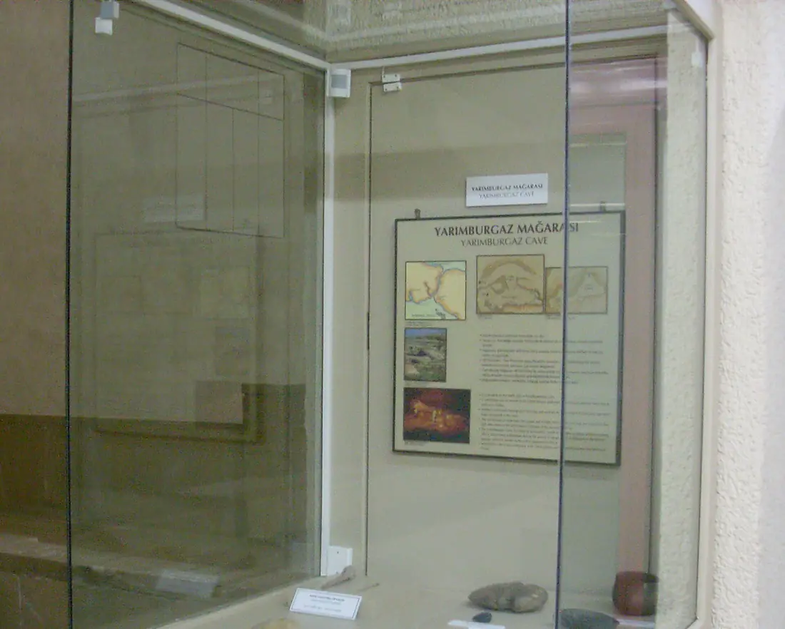 İstanbul Arkeoloji Müzesi - Yarımburgaz Mağarası (Başakşehir)